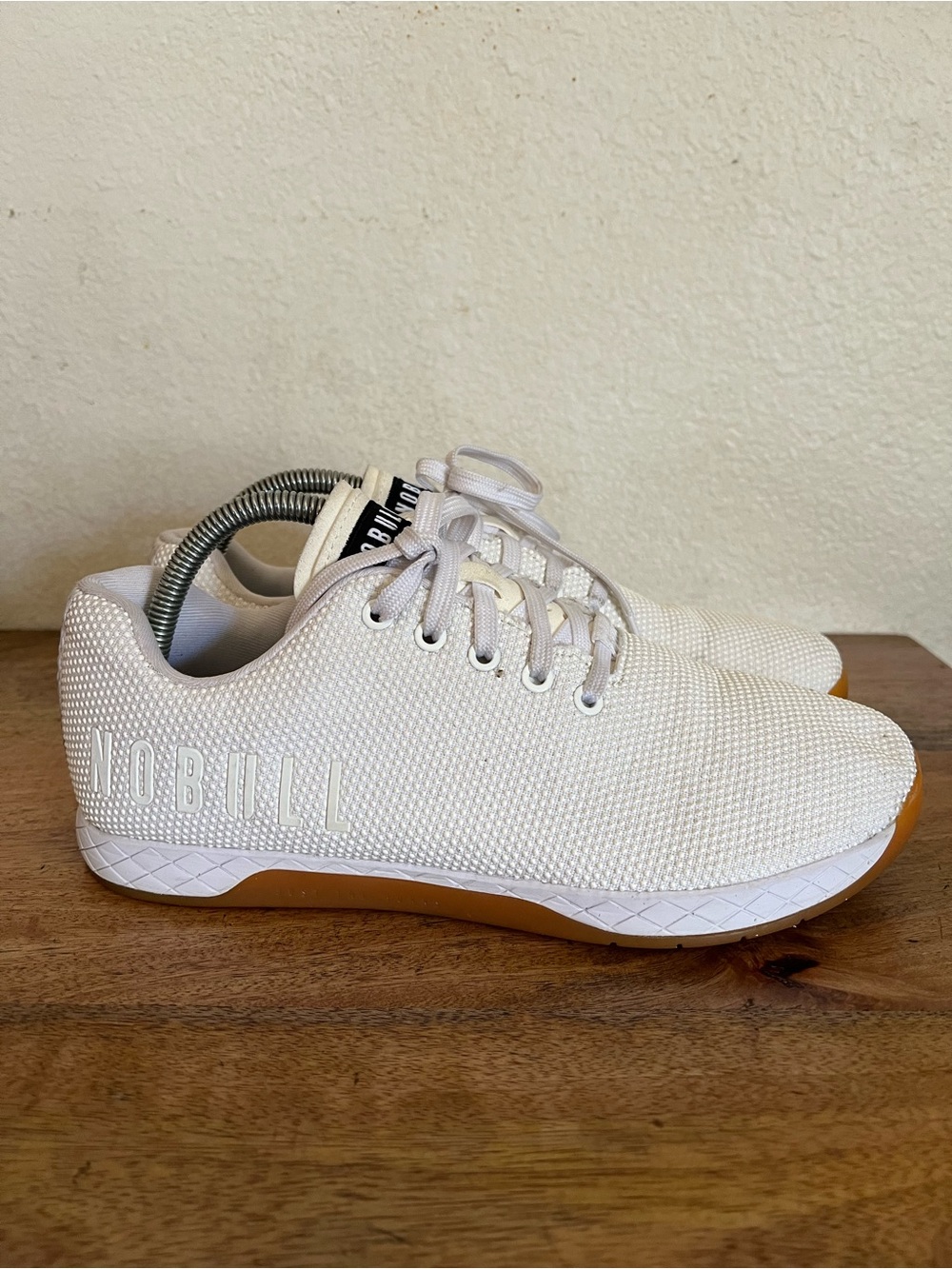 NOBULL Women's Outwork
LIGHTWEIGHT STABILITY FOR HEAVY LIFTS White Sneakers